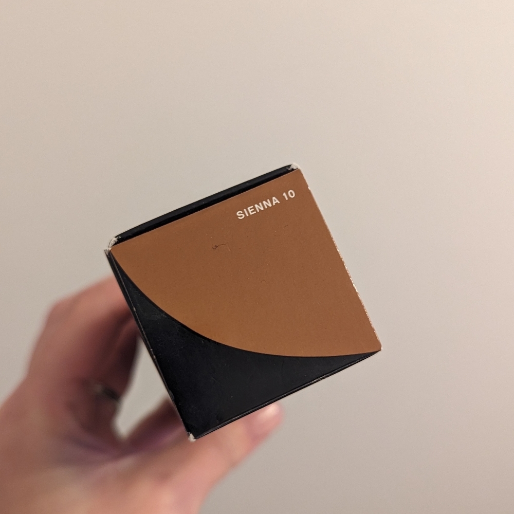 NEW Never Opened Complexion Rescue Tinted Moisturizer - Sienna